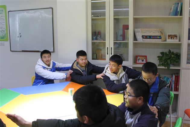 定位未来风向标——棠外初三开展生涯规划团体辅导