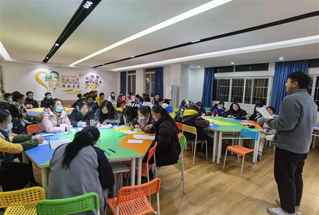 定位未来风向标——棠外初三开展生涯规划团体辅导