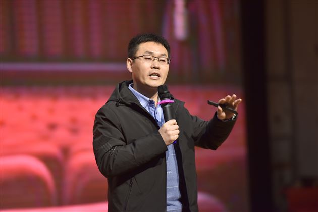 披荆斩棘战一诊 折桂夺魁再启程——高2018级成都市一诊考试成绩表彰暨学法指导交流会 