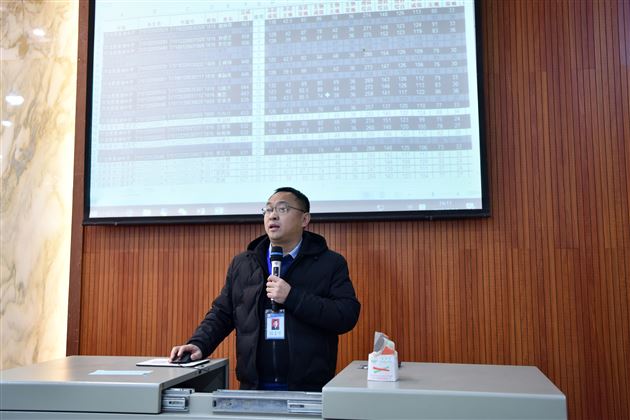 棠外高2018级举行成都一诊分析会