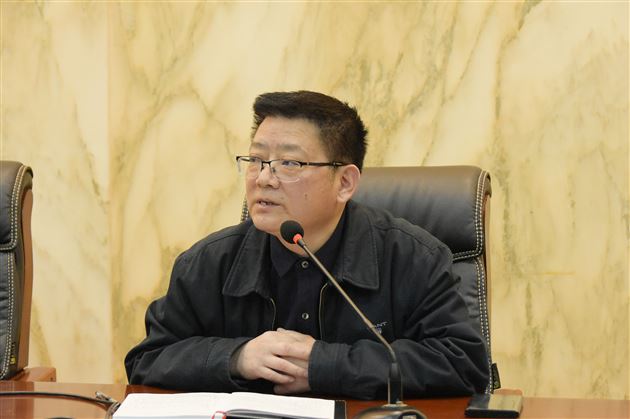 强化动力源 吹响集结号——棠外初中召开开学前教职工培训大会