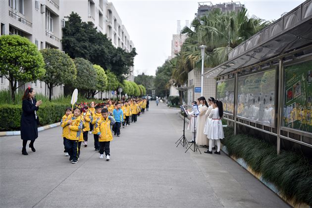 传承红色基因 争做新时代好队员——棠外小学隆重举行2020—2021学年下期开学典礼