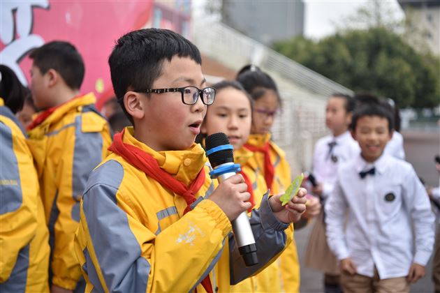 建功名校新征程，最美巾帼绽芳华——棠外隆重举行第111个“三·八”国际劳动妇女节庆祝表彰活动 