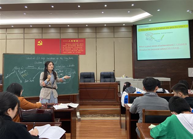 回归原点 探究主题——双流区英语教研活动在棠外举行