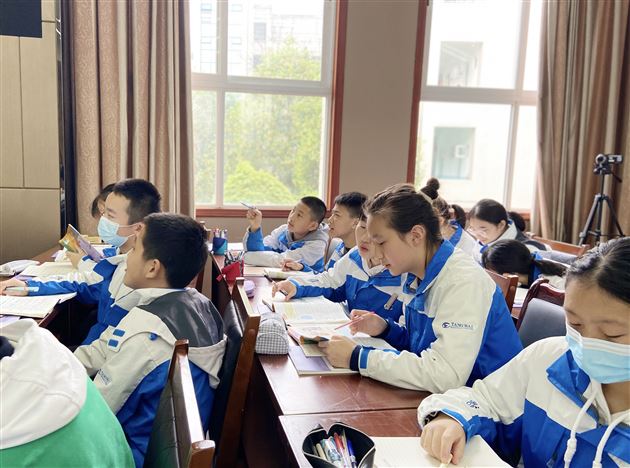 回归原点 探究主题——双流区英语教研活动在棠外举行