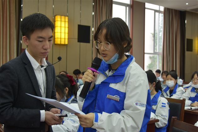 棠外初中道德与法治教师林光辉老师执教《情绪的管理》一课现场