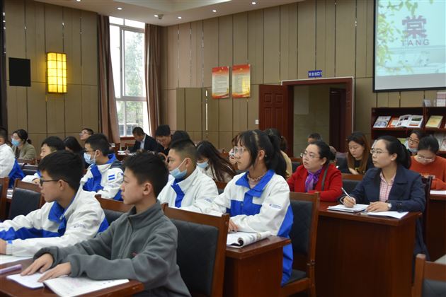 双流区初中道德与法治 “学历案”课堂教学改革研讨活动在棠外成功举办