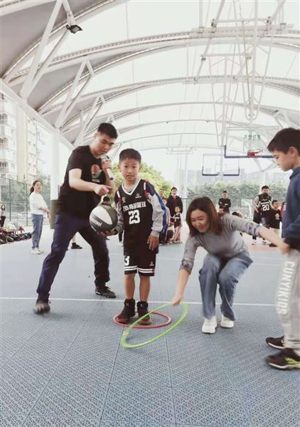 篮球梦想久在怀 棠外青苗初长成——棠外青苗篮球周末训练营开营 