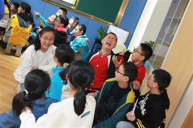 携手并进 同心同行——记创新班适应性团体心理辅导 