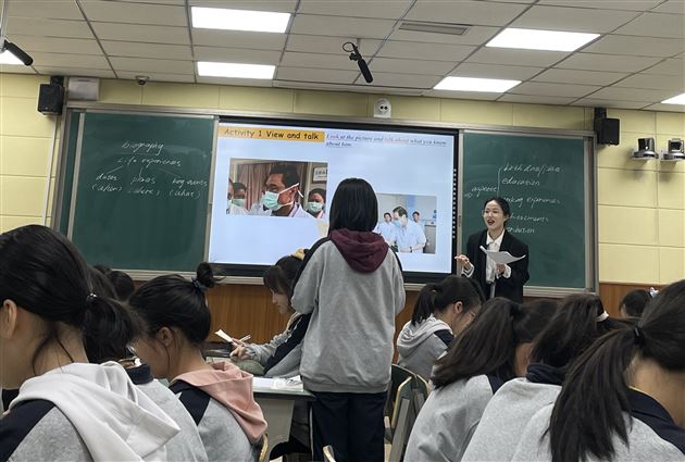 如切如磋 如琢如磨——“芬芳”外语名师工作坊4月系列研讨会 