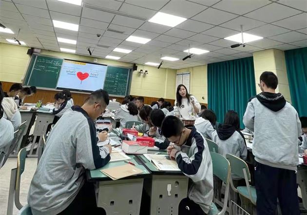 如切如磋 如琢如磨——“芬芳”外语名师工作坊4月系列研讨会 