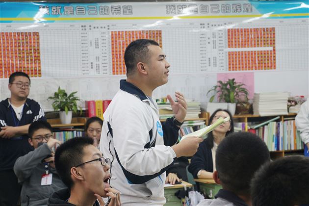 辩一题而有知 论纵横以明志——记棠外2021“思辨杯”校园辩论赛初赛 