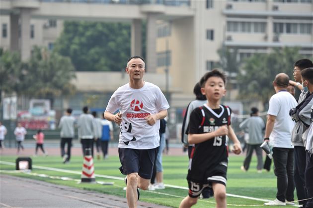 从3000米起，跑，跑，跑——棠外第四届校园迷你马拉松开跑