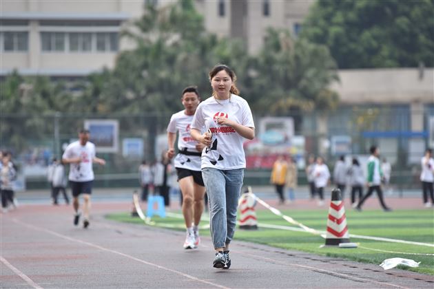 从3000米起，跑，跑，跑——棠外第四届校园迷你马拉松开跑