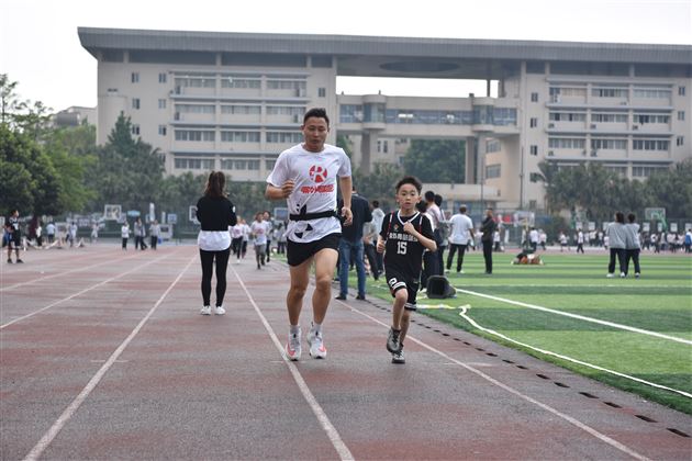 从3000米起，跑，跑，跑——棠外第四届校园迷你马拉松开跑