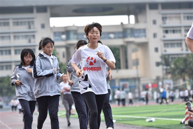 从3000米起，跑，跑，跑——棠外第四届校园迷你马拉松开跑 