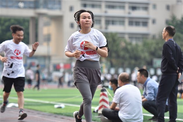 从3000米起，跑，跑，跑——棠外第四届校园迷你马拉松开跑