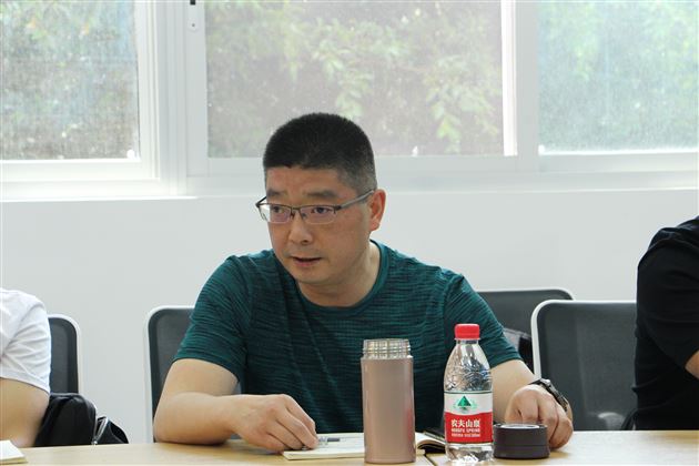 小初课程一体化 中考体育更辉煌——双流区教研员游海峰、凌远富指导棠外小学初中联合教研会