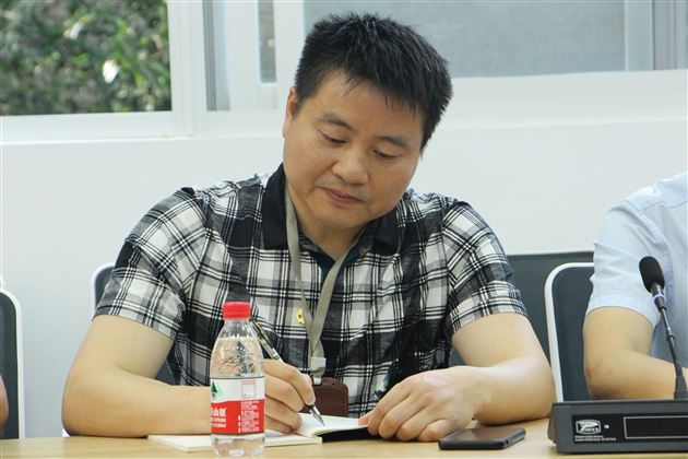 小初课程一体化 中考体育更辉煌——双流区教研员游海峰、凌远富指导棠外小学初中联合教研会