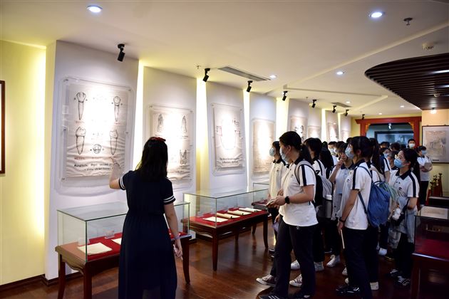 缅怀先烈悟初心 铸魂育人同追梦——棠外高中党总支第十八期高中青年学生党校党课培训活动