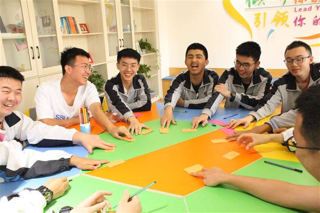 拯救“不开心”——棠外“5·25我爱我”心理健康节系列活动