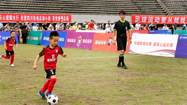 棠宝出征  再创佳绩 ——热烈祝贺棠外实验幼儿园荣获“中国体育彩票”杯2021年四川省第四届幼儿体育大会幼儿足球比赛一等奖