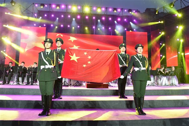 翩翩少年逐新梦 初心向党迎百年——记成都棠湖外国语学校庆祝建党百年暨少年节师生综合素质展示活动 