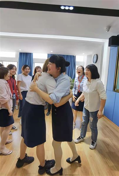 让心花在指尖绽放——棠外“5·25我爱我”心理健康节系列活动