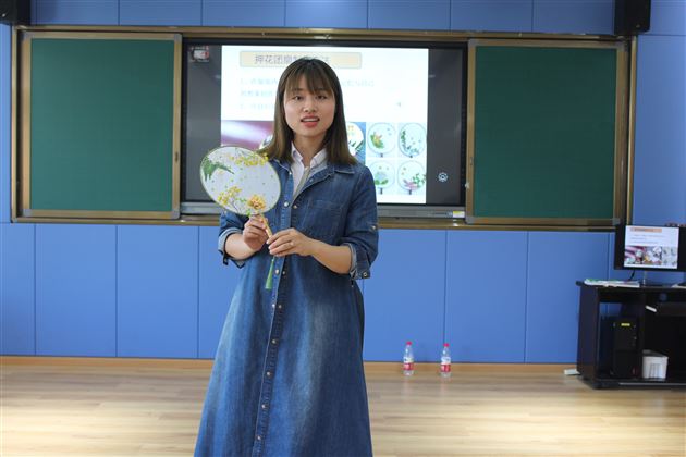 从“心”开始，做美丽幸福的班妈妈——记棠外初2019级班主任心理团辅活动 