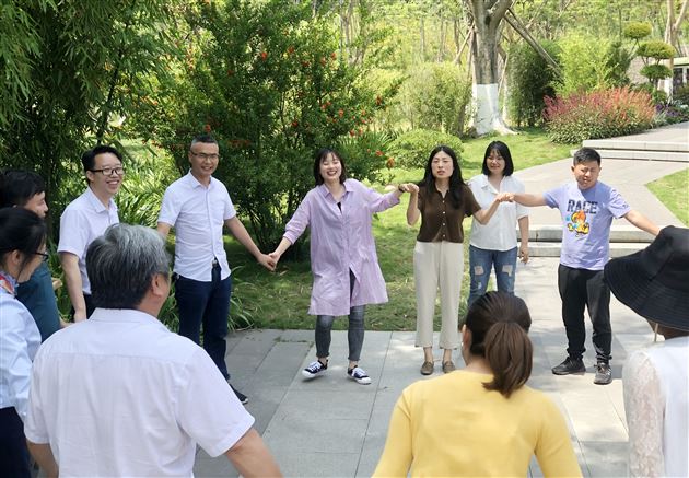 从“心”开始，做美丽幸福的班妈妈——记棠外初2019级班主任心理团辅活动