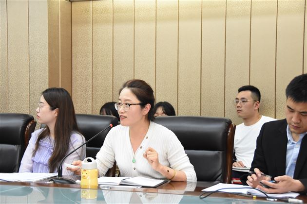 示范引领 守正出新——高中语文组名师工作室及教研组举行专题会议