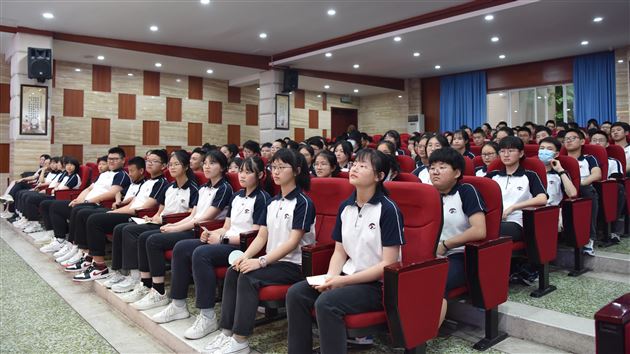 共话棠外事 再叙师生情——记棠外杰出校友重回母校分享活动