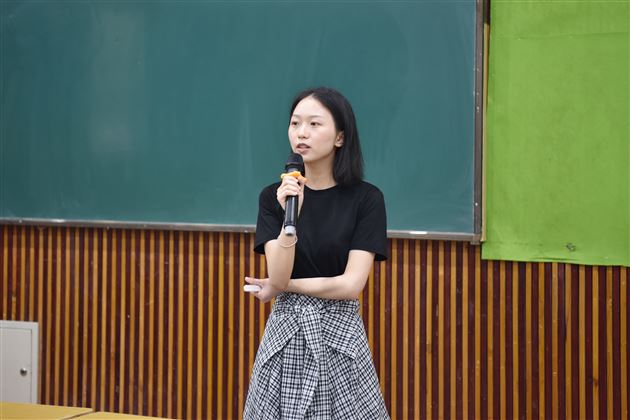 杰出校友徐文颖