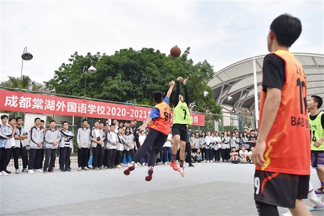 校园篮球棠外兴 奥运新贵学子爱——2021年棠外高一三人篮球比赛精彩落幕 
