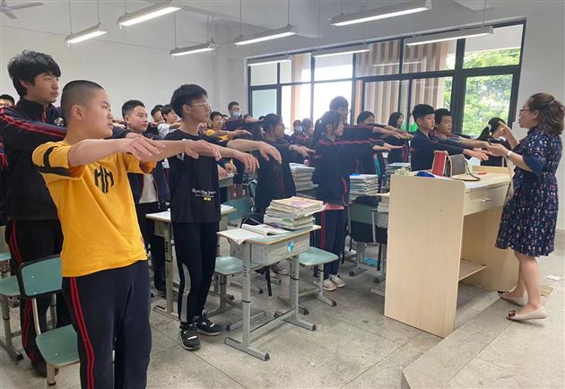 让爱传递 助力中考——棠外心育团队受邀参加双流区初三考前心理送教活动