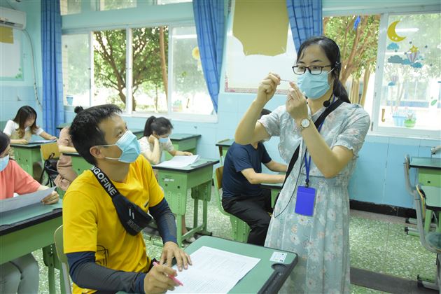 防疫演练擂战鼓 全力护航迎中考——中考棠外考点开展防疫应急演练 