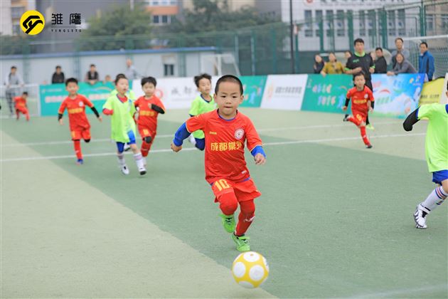 祝贺胡恩瑞小朋友荣获全国校园足球“得分王”称号