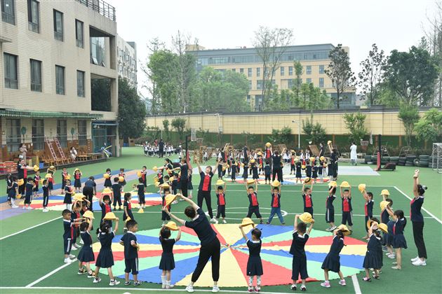 迎同行交流 展师幼风采——棠外实验幼儿园接待各地同仁参观交流