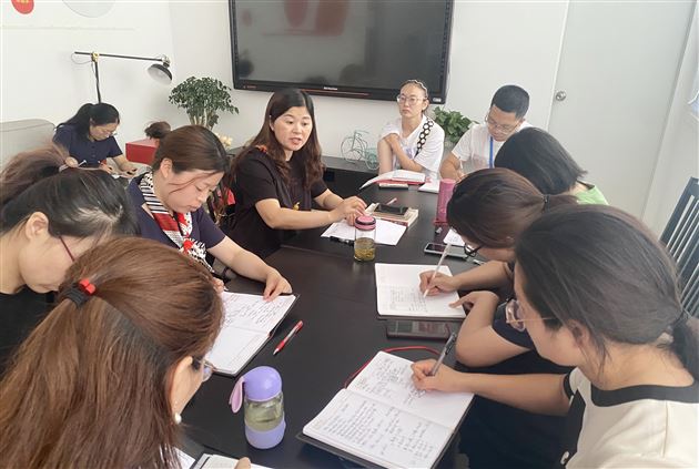 以研究为要，以读书为本——记棠外附小整书阅读工作室活动