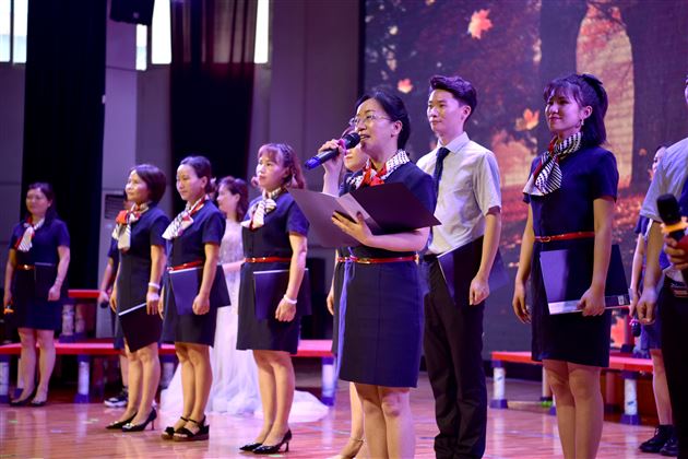 感激世上爱我的人和我爱的人——棠外附小隆重举行庆祝中国共产党百年华诞暨2021届六年级毕业典礼 