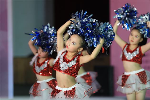 这群孩子不得了，四个一等奖、两个二等奖——棠外实验幼儿园在“2021全国运动训练竞赛联盟操舞联赛”中喜获佳绩