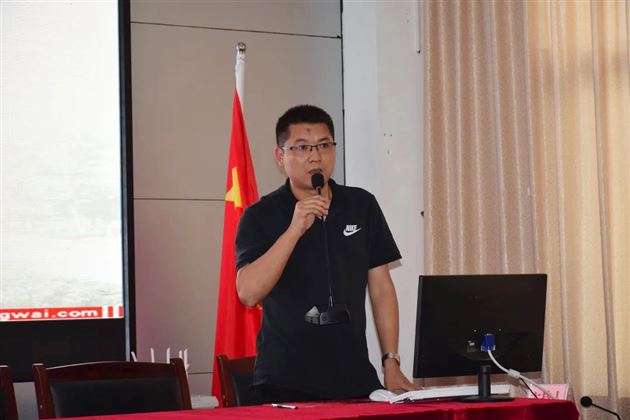 棠外高2019级举行高三启动仪式 