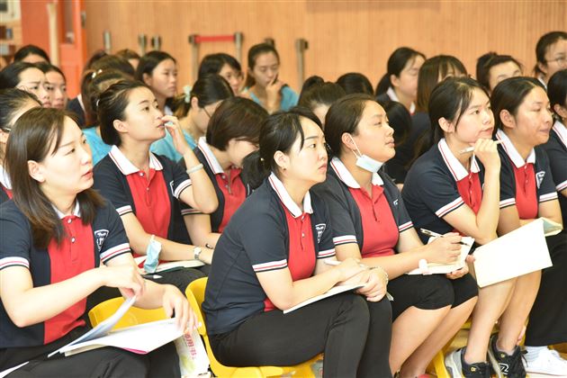 品格教育促认知 家园共育齐发展——棠外实验幼儿园开展“品格教育”培训 