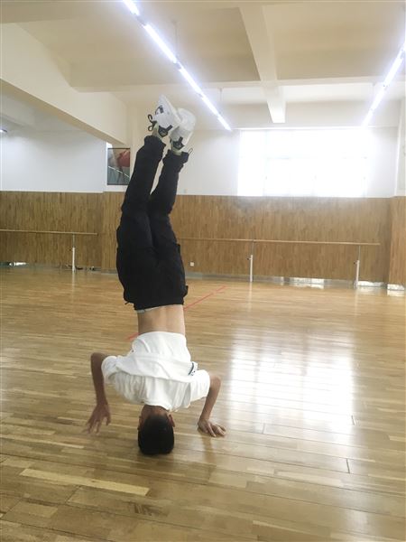 享艺术盛宴 展学子风采——棠外初2021级开展新生“艺术素质实践活动”