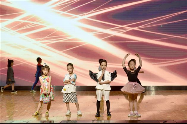 喜迎新朋友，共享视听盛宴——记棠外附小2021-2022学年度上期迎新联欢会