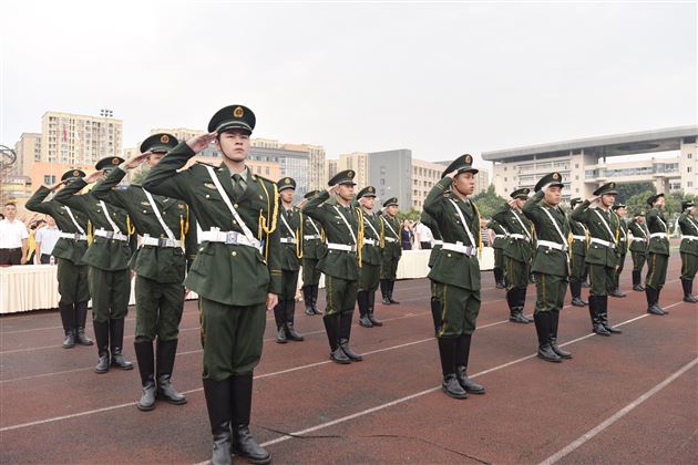 赓续百年初心 担当育人使命——棠外隆重举行2021-2022学年度开学典礼暨教师节庆祝表彰大会 