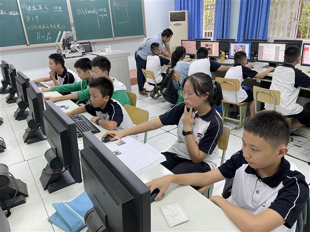 喜报：棠外初中学子参加亚洲机器人锦标赛（华西区赛）获一等奖、最佳创新奖