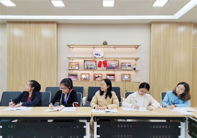 一次深思远虑，胜过百次草率行动——记棠外附小班主任杨梅工作室活动