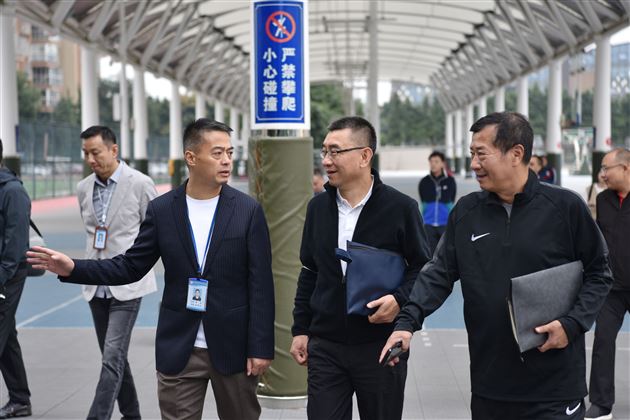 全国足球发展重点城市考察专家组莅临棠外调研
