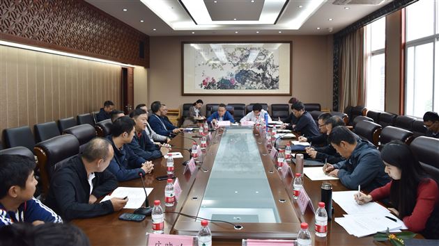 全国足球发展重点城市考察专家组莅临棠外调研